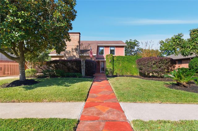 15719 Brookvilla Drive, Houston, TX 77059