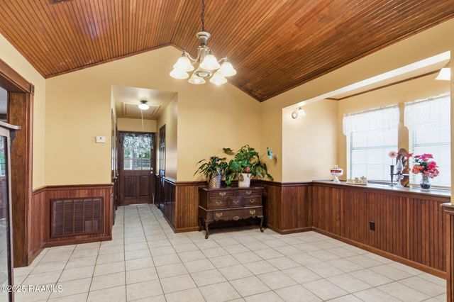 104 Tallowood Circle, Lafayette, LA 70508