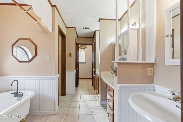 104 Tallowood Circle, Lafayette, LA 70508