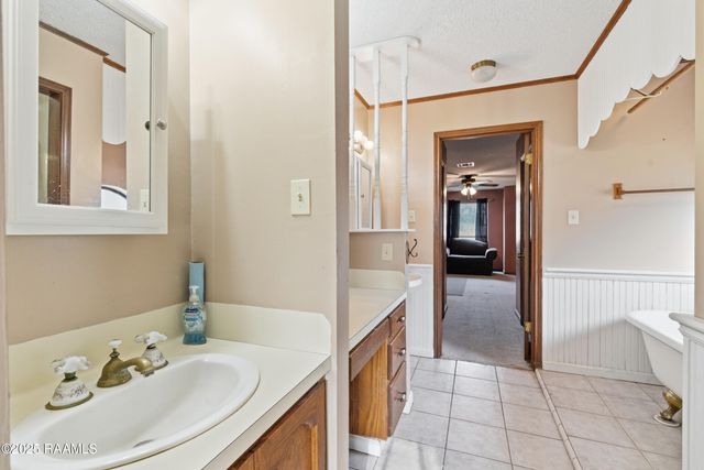 104 Tallowood Circle, Lafayette, LA 70508