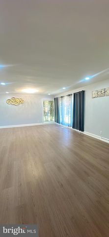1242 JUNE RD, Huntingdon Valley, PA 19006