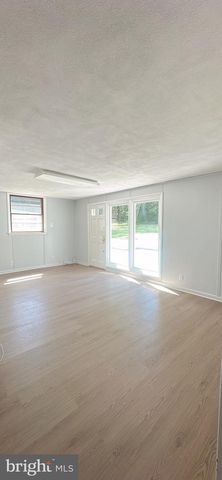 1242 JUNE RD, Huntingdon Valley, PA 19006
