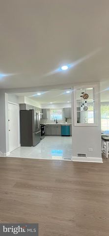 1242 JUNE RD, Huntingdon Valley, PA 19006