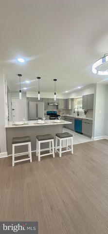 1242 JUNE RD, Huntingdon Valley, PA 19006
