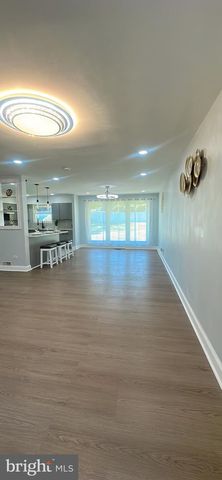 1242 JUNE RD, Huntingdon Valley, PA 19006