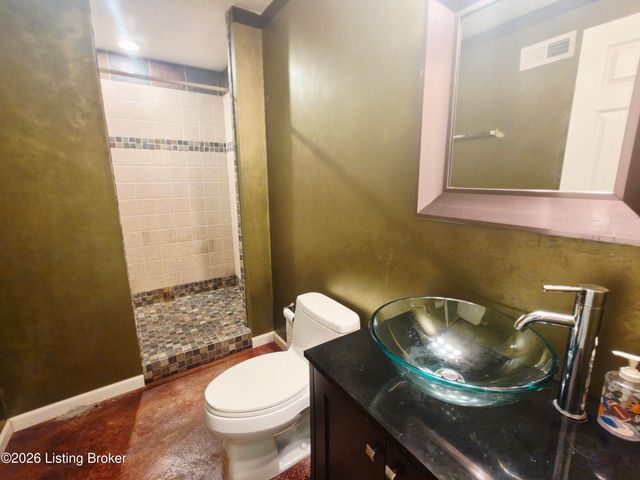 11036 Symington Cir, Louisville, KY 40241