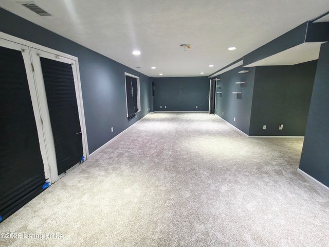 11036 Symington Cir, Louisville, KY 40241