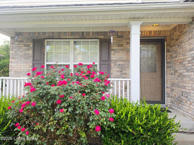 11036 Symington Cir, Louisville, KY 40241