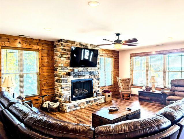 1057 Hwy 90, Corbin, KY 40701