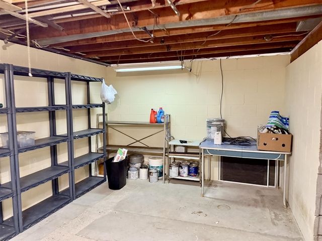 897 Van Eyck Street, Muskegon, MI 49442