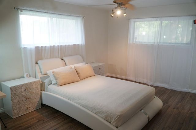 10207 Carry Back Circle, Dallas, TX 75229