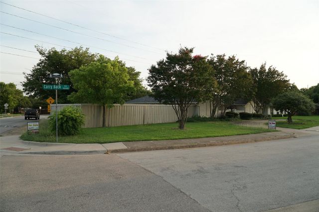 10207 Carry Back Circle, Dallas, TX 75229