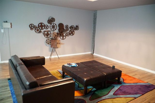 10207 Carry Back Circle, Dallas, TX 75229