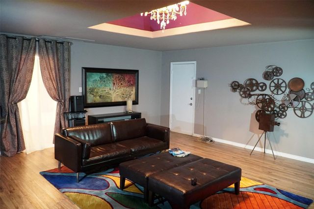 10207 Carry Back Circle, Dallas, TX 75229