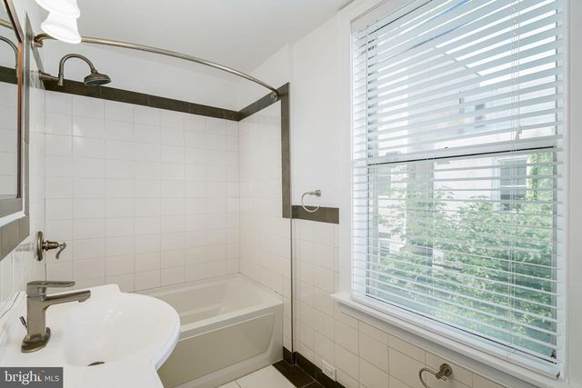 2303 MADISON SQ, Philadelphia, PA 19146