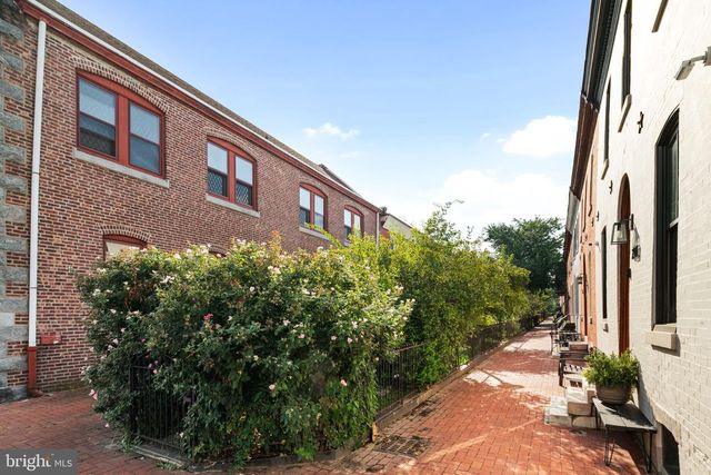 2303 MADISON SQ, Philadelphia, PA 19146
