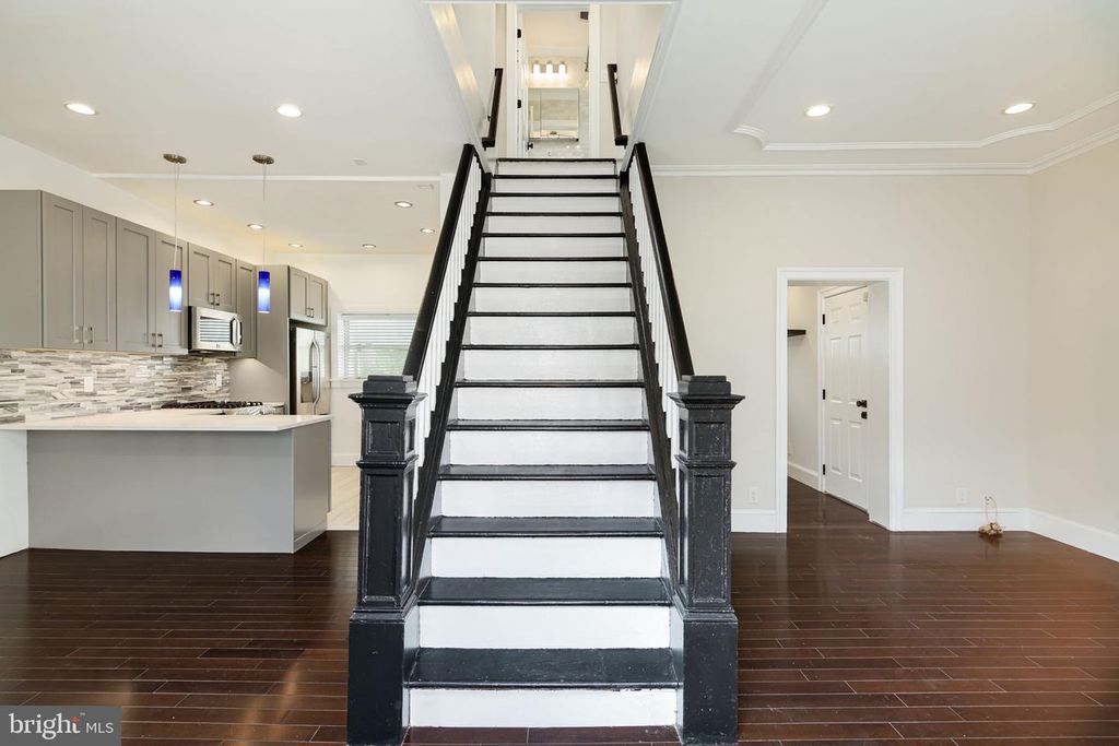 2303 MADISON SQ, Philadelphia, PA 19146
