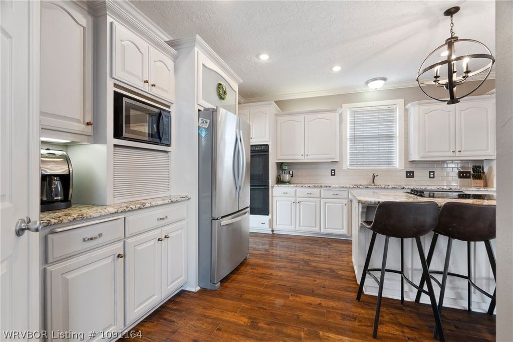 6340 N Highway 59 6340 N Highway 59