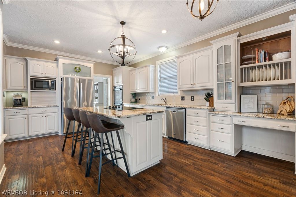 6340 N Highway 59 6340 N Highway 59