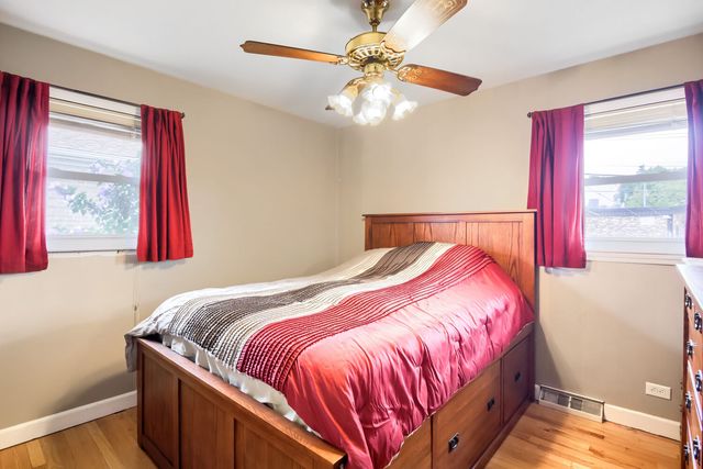 9100 S Central Park Avenue, Evergreen Park, IL 60805