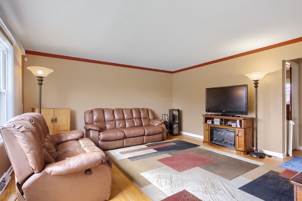 9100 S Central Park Avenue, Evergreen Park, IL 60805 — photo 3