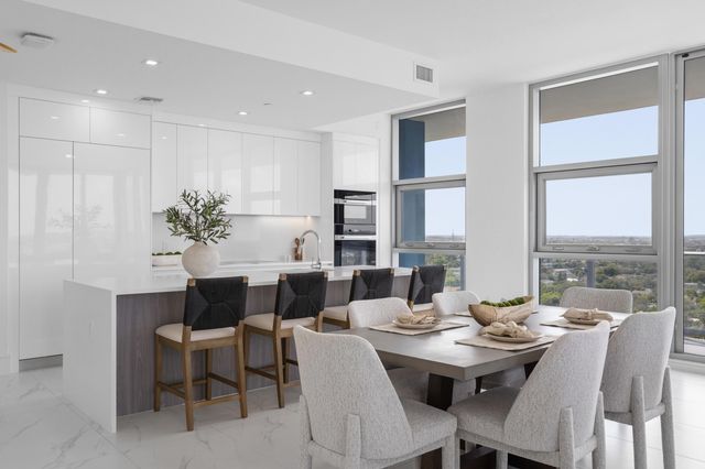 220 Lake Shore Drive 1523, Lake Park, FL 33403