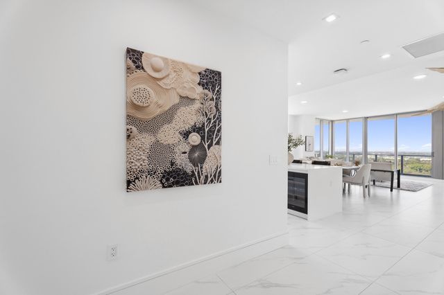 220 Lake Shore Drive 1523, Lake Park, FL 33403