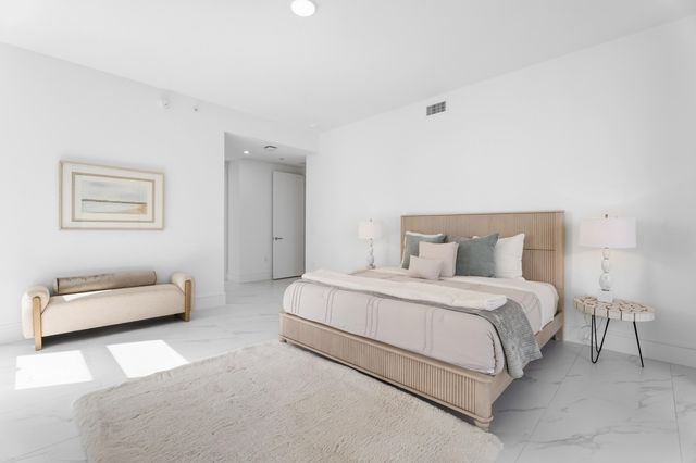 220 Lake Shore Drive 1523, Lake Park, FL 33403