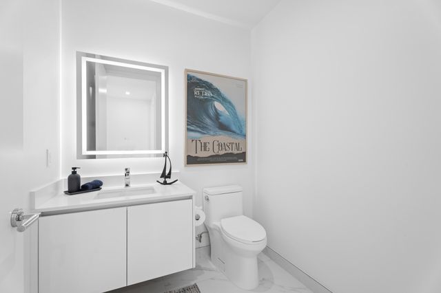 220 Lake Shore Drive 1523, Lake Park, FL 33403