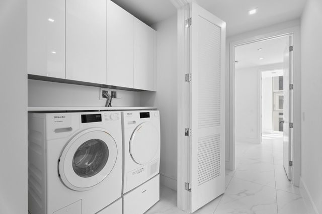 220 Lake Shore Drive 1523, Lake Park, FL 33403