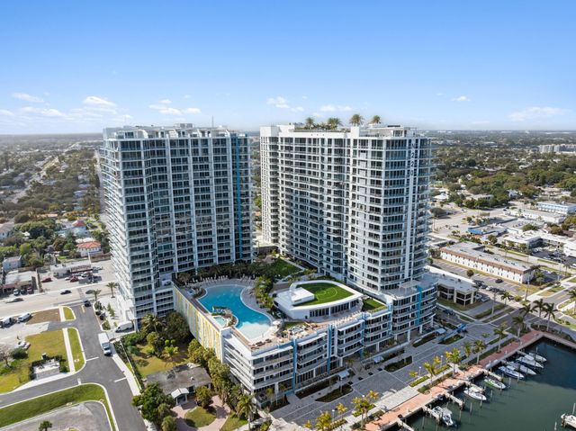 220 Lake Shore Drive 1523, Lake Park, FL 33403