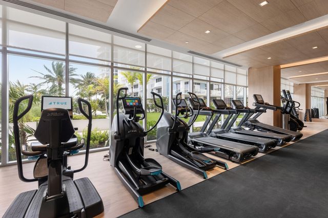 220 Lake Shore Drive 1523, Lake Park, FL 33403