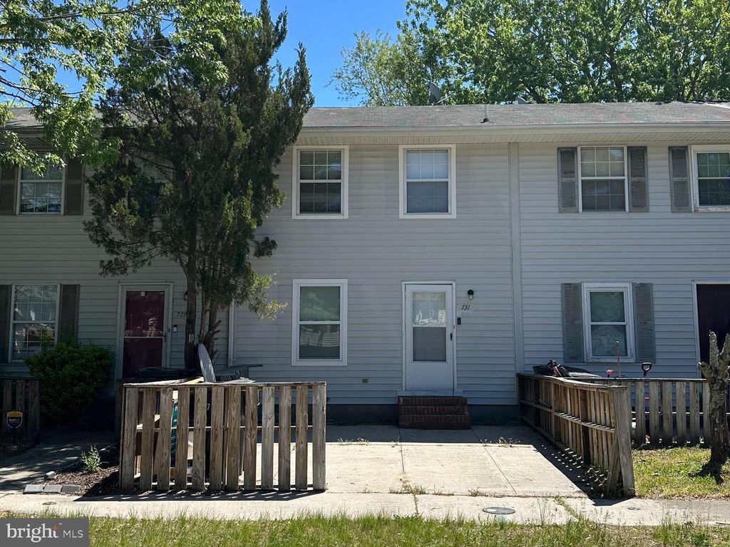 Image 1 of property listing at 731 HEMLOCK ST, Salisbury, MD 21804