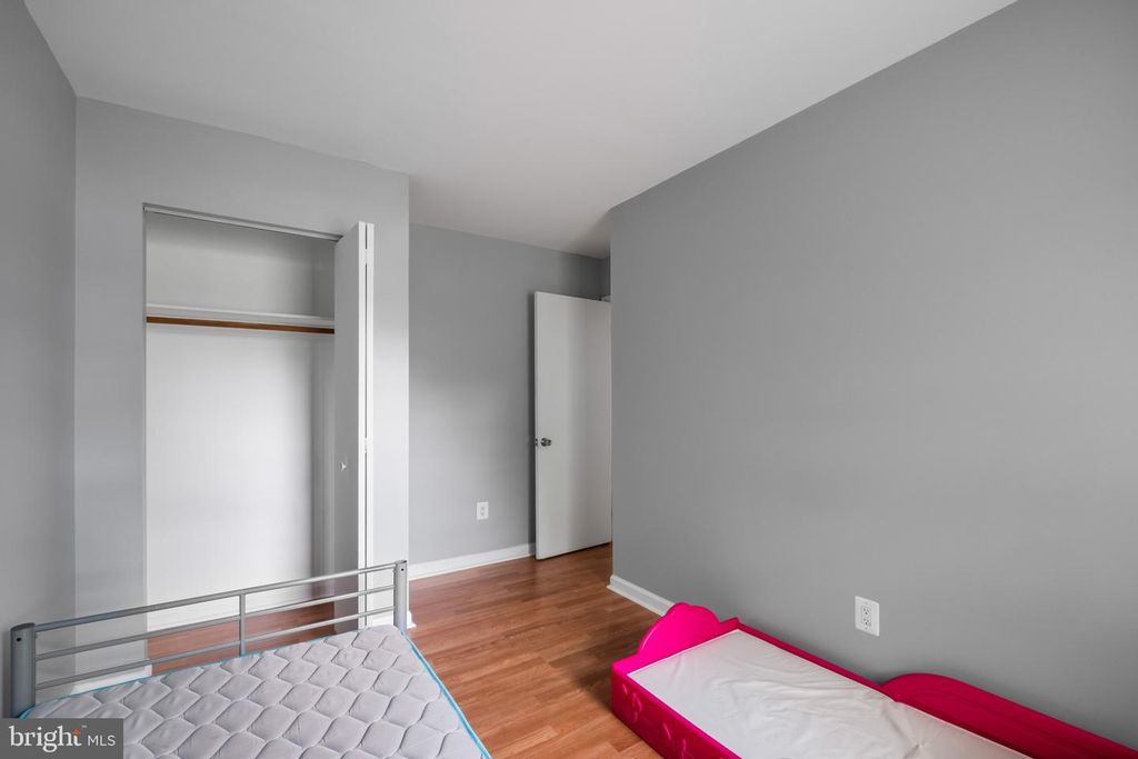 Image 16 of property listing at 731 HEMLOCK ST, Salisbury, MD 21804
