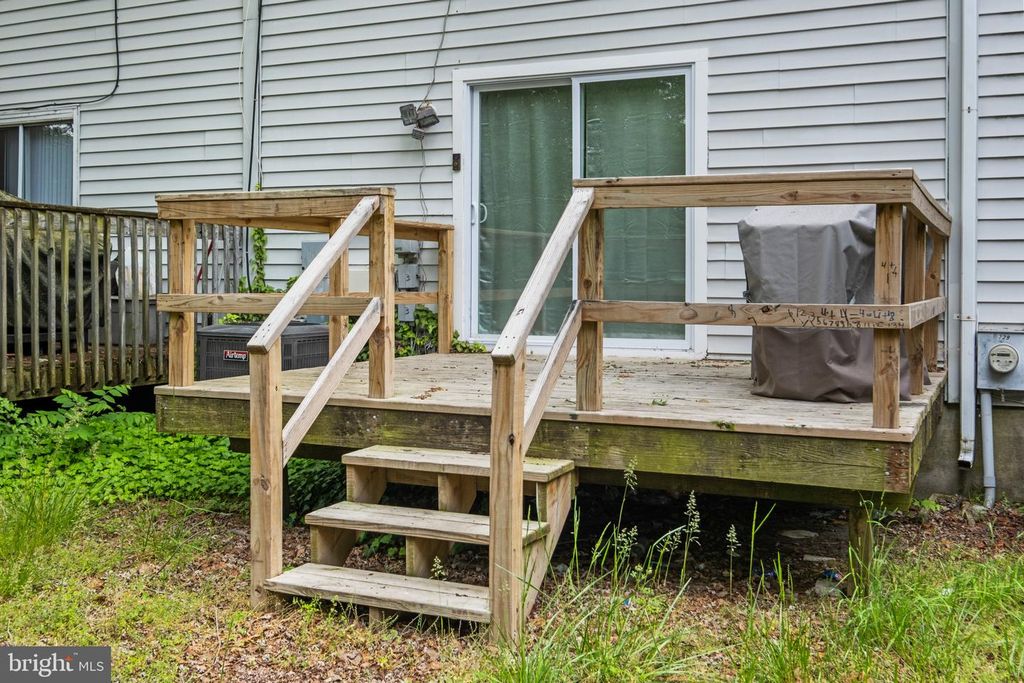 Image 18 of property listing at 731 HEMLOCK ST, Salisbury, MD 21804