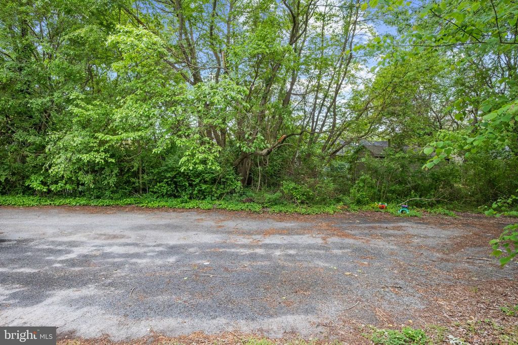 Image 22 of property listing at 731 HEMLOCK ST, Salisbury, MD 21804