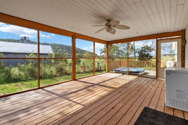 533 McQueary Road, Somerset, KY 42503