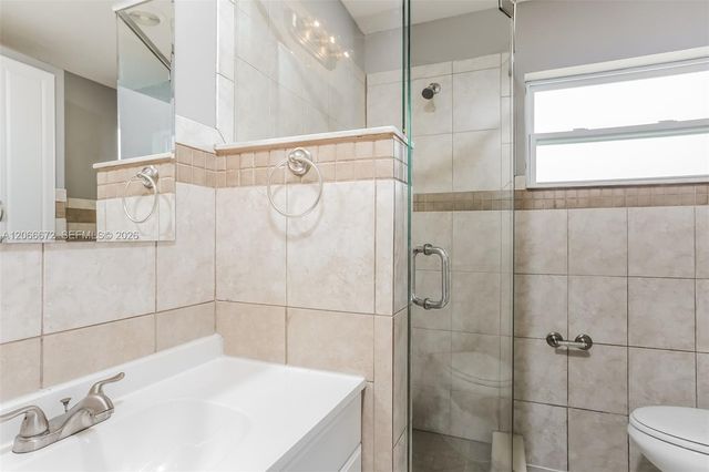 711 NE 30th Street, Pompano Beach, FL 33064