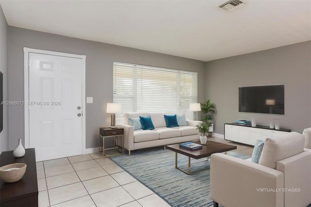 711 NE 30th Street, Pompano Beach, FL 33064