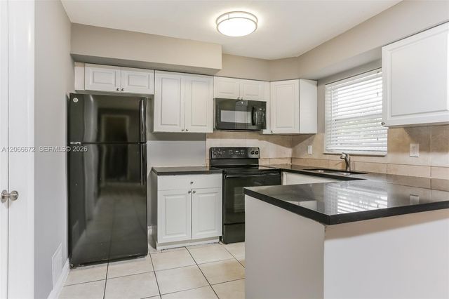 711 NE 30th Street, Pompano Beach, FL 33064