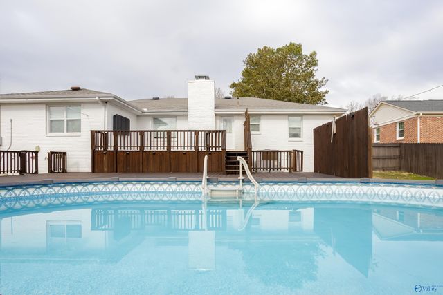 570 Hazelwood Drive, Florence, AL 35633