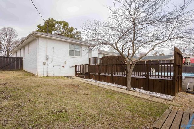 570 Hazelwood Drive, Florence, AL 35633