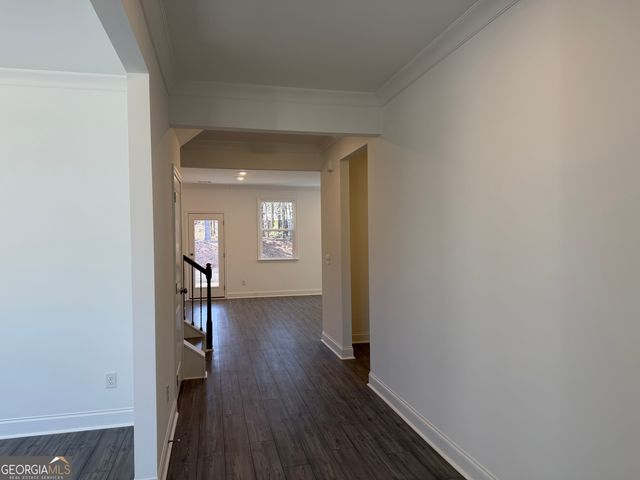 495 Kennington Walk, Loganville, GA 30052