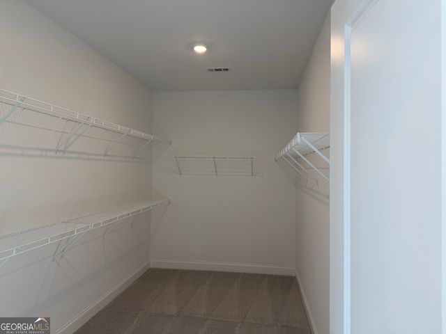 495 Kennington Walk, Loganville, GA 30052