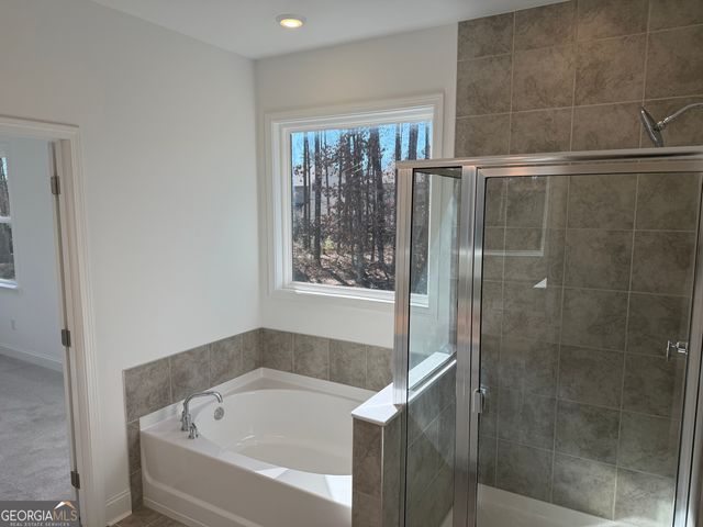 495 Kennington Walk, Loganville, GA 30052