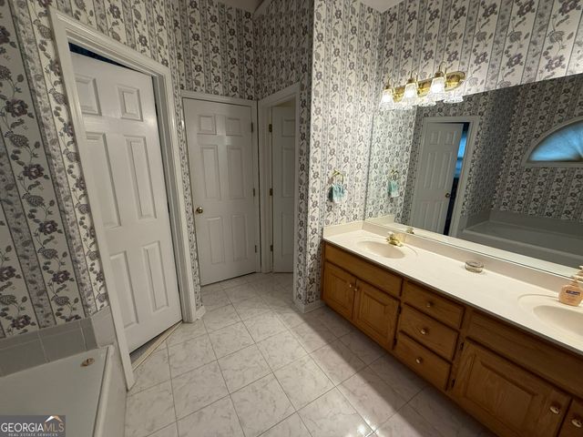 110 Holly Ridge Road, Stockbridge, GA 30281