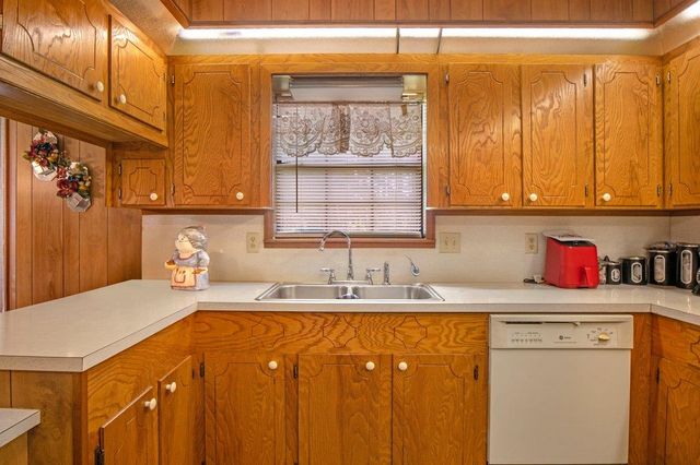 2997 County Road 4260, Mount Pleasant, TX 75455