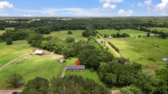 2997 County Road 4260, Mount Pleasant, TX 75455