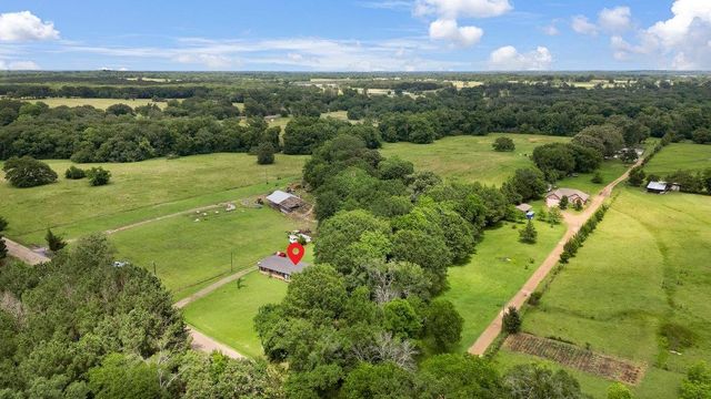 2997 County Road 4260, Mount Pleasant, TX 75455