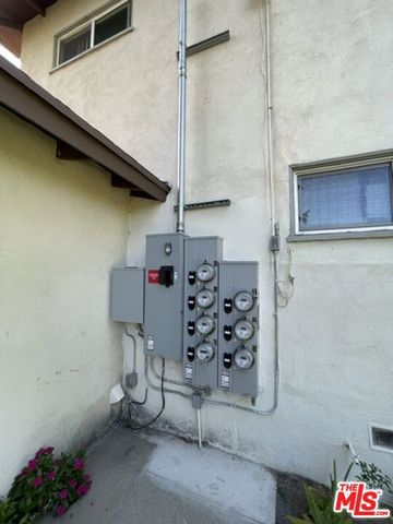 15246 - 15250 Acre Street, North Hills, CA 91343